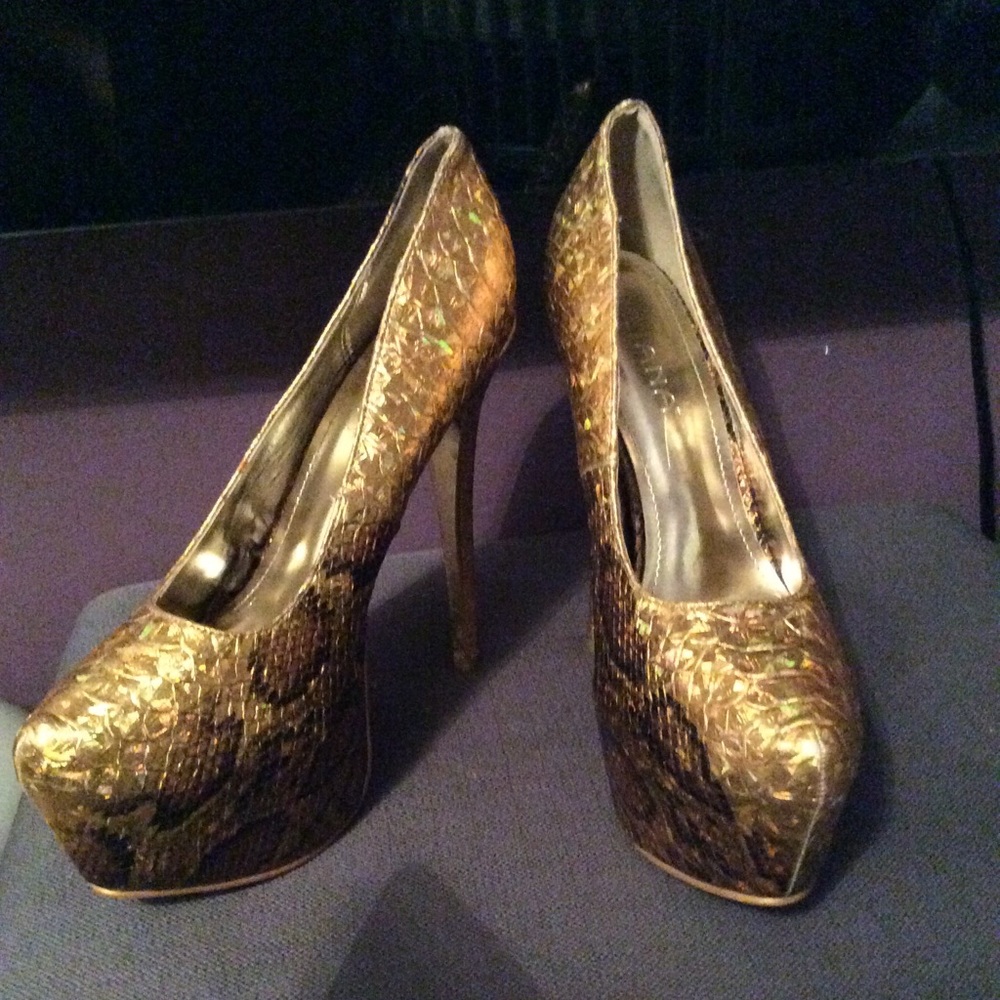 Platform heels